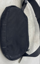 Load image into Gallery viewer, Lululemon Womens Black Inner Pockets Adjustable Strap Belt Bag &amp; Fanny Pack
