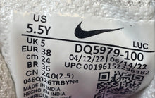 Load image into Gallery viewer, Nike Girls Court Borough Low 2 SE DQ5979-100 White Sneaker Shoes Size 5.5Y
