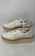 Load image into Gallery viewer, Dolce Vita Womens Tiger Cream Leather Lace-Up Platform Sneaker Shoes Size 9
