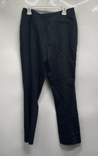 Load image into Gallery viewer, Chico's Womens Black Pockets Regular Fit Straight Leg Dress Pants Size 2.5
