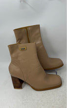Load image into Gallery viewer, Dolce Vita Bardo Womens Beige Leather Square Toe Ankle Booties Size EUR 38
