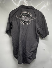 Load image into Gallery viewer, Harley-Davidson Mens Gray Cotton Short Sleeve Two Pockets Button-Up Shirt Size L
