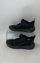 Load image into Gallery viewer, Nike Kids Omni DM9026-001 Black Round Toe Lace-Up Sneaker Shoes Size 1.5Y
