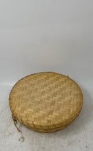 Load image into Gallery viewer, Set Of 2 Pcs Pottery Barn White Hurricane Decorative Collector Plates In A Box
