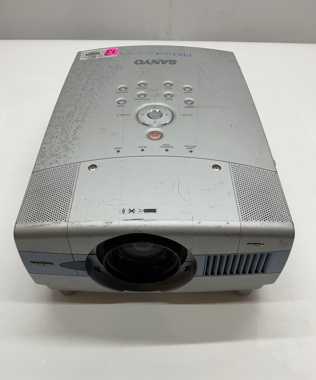 Sanyo Silver Pro XtraX PLC-XT11 Multiverse Home Theater Projector Not Tested