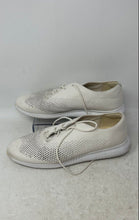 Load image into Gallery viewer, Cole Haan Womens 2.Zerogrand White Laser Wingtip Lace-Up Oxford Shoes Size 7.5C
