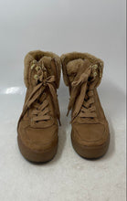 Load image into Gallery viewer, Guess Womens Dustyn Brown Suede Faux Fur Lace-Up Ankle Snow Boots Size 8 M

