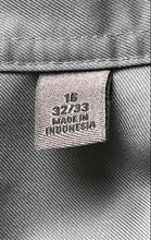 Load image into Gallery viewer, Calvin Klein Mens Gray Slim Fit Infinite Non-Iron Dress Shirt Size 16 32/33
