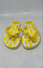 Load image into Gallery viewer, Kate Spade New York Womens Nova Yellow Pineapple Print Flip-Flop Sandals Size 8M
