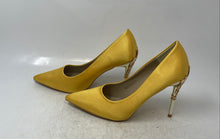 Load image into Gallery viewer, Bigtree Womens Yellow Satin Pointed Toe Slip-On Stiletto Pump Heels Size EU 40
