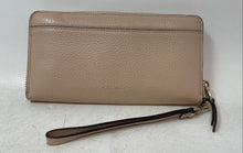 Load image into Gallery viewer, Kate Spade New York Womens Beige Pebbled Leather Continental Clutch Wallet
