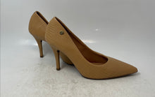 Load image into Gallery viewer, Vizzano Womens Scarpin Beige Croc-Embossed Pointed Toe Slip-On Pump Heels Size 7
