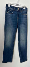 Load image into Gallery viewer, Guess Womens Blue Denim Medium Wash Stretch Straight Leg Jeans Size 29
