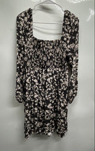 Load image into Gallery viewer, Old Navy Womens Black White Floral Long Sleeve Smocked Mini Dress Size XL
