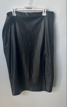 Load image into Gallery viewer, Express Womens Black Flat Front Stretch Straight &amp; Pencil Skirt Size XL
