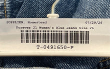 Load image into Gallery viewer, Forever 21 Womens Blue Medium Wash High Rise Denim Boyfriend Jeans Size 26
