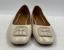 Load image into Gallery viewer, Authentic Tory Burch Womens Georgia Cream Leather Ballet Flats Size 7.5M Worn
