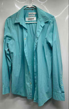 Load image into Gallery viewer, Calvin Klein Mens Blue Long Sleeve Non-Iron Body Fit Dress Shirt Size M
