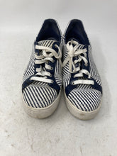 Load image into Gallery viewer, Michael Kors Mens Blue White Low Top Round Toe Lace-Up Sneaker Shoes Size 11.5M
