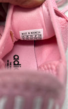 Load image into Gallery viewer, Adidas Kids Swift Run X Pink White Low Top Lace-Up Sneaker Shoes Size 5
