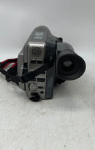 Load image into Gallery viewer, JVC Model GR-SXM520U 400x Digital Zoom Super Compact VHS Camcorder Not Tested
