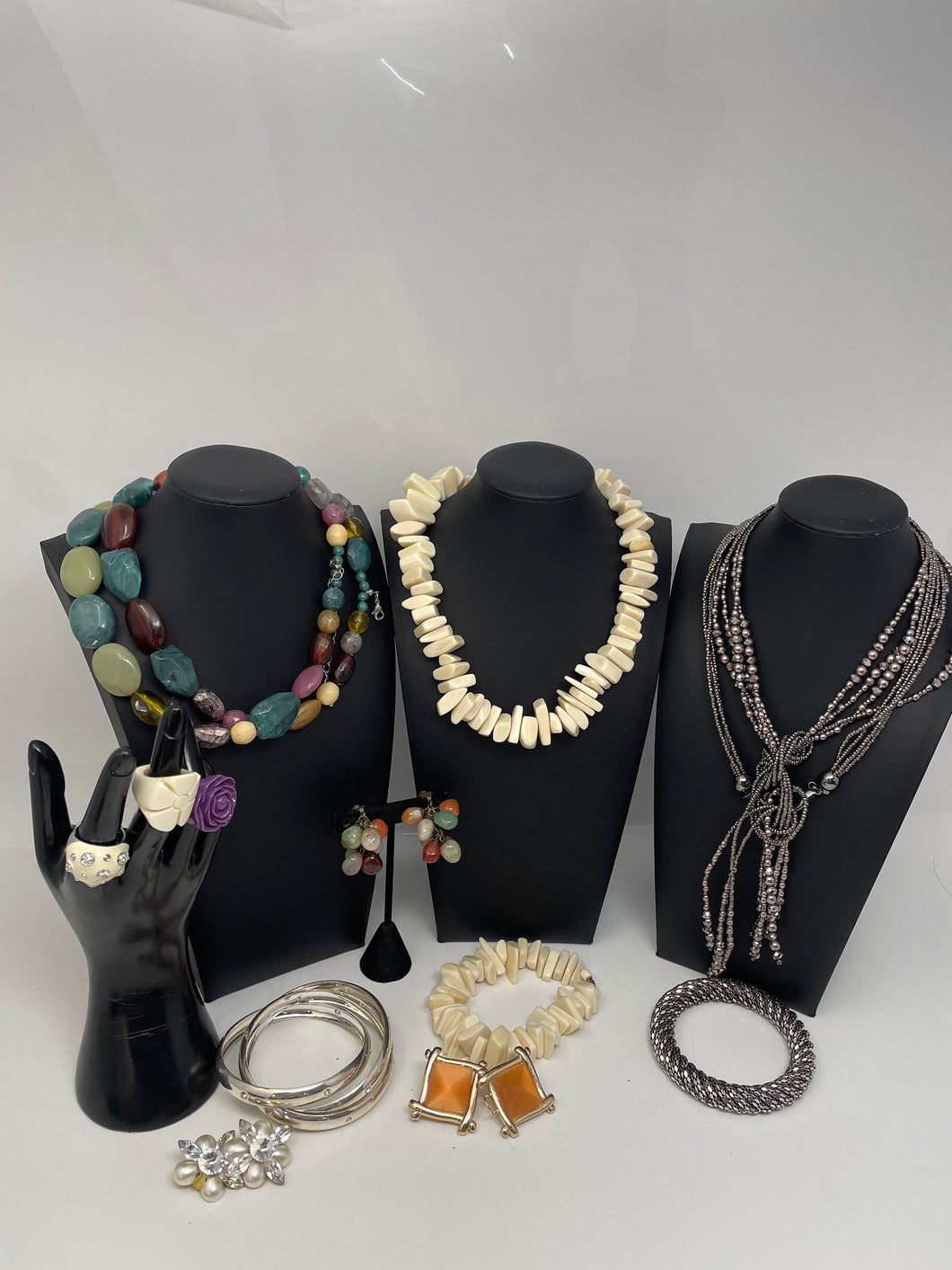 Women's Jewelry Necklaces-Bracelets-Earrings-Rings (12 Pcs)