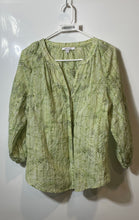 Load image into Gallery viewer, Chico's Womens Green Lurex Striped 3/4 Sleeve Split Neck Blouse Top Size 2 12
