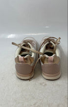 Load image into Gallery viewer, Guess Womens White Pink Low Top Lace-Up Sneaker Shoes Size 9
