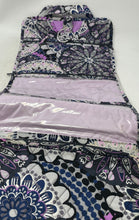 Load image into Gallery viewer, Vera Bradley Womens Multicolor Floral Print Inner Pockets Cosmetic Makeup Bag
