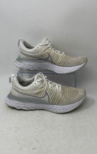 Load image into Gallery viewer, Nike Womens React Infinity Run Flyknit 2 White Lace-Up Sneaker Shoes Size 9

