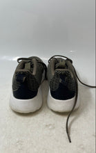 Load image into Gallery viewer, Adidas Mens Questar Flow F36254 Green Lace-Up Sneaker Shoes Size 8 No Insole

