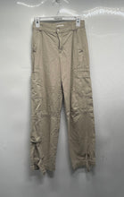 Load image into Gallery viewer, H&amp;M Womens Khaki Cotton Flat Front Stretch Pockets Cargo Pants Size 2
