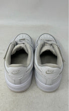 Load image into Gallery viewer, Nike Boys Air Force 1 EasyOn White Low Top Hook &amp; Loop Sneaker Shoes Size 13.5C
