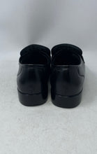 Load image into Gallery viewer, Covington Mens Drew Black Leather Round Toe Slip-On Loafer Dress Shoes Size 10W
