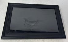 Load image into Gallery viewer, Best Gift For You Model AW-102 Black Smart Wi-Fi Photo Frame Not Tested
