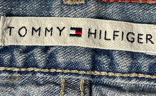 Load image into Gallery viewer, Tommy Hilfiger Womens Blue Cotton Denim Light Wash Pockets Mom Jeans Size 0
