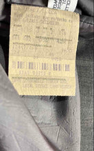 Load image into Gallery viewer, Hugo Boss Mens Gray Single-Breasted Three-Button Blazer Jacket Size 42R
