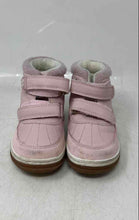 Load image into Gallery viewer, Apakowa Kids Pink Leather Hook And Loop Round Toe Ankle Snow Boots Size 24
