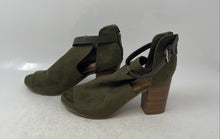 Load image into Gallery viewer, Kenneth Cole Reaction Womens Green Suede Peep Toe Block Heel Ankle Bootie Size 8
