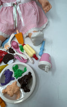 Load image into Gallery viewer, Playmates 1998 Amazing Amy Doll With Outfits And Food Accessories Not Tested
