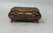 Load image into Gallery viewer, The Lion Of Babylon Embossed Copper Collectible Trinket Box With Lid
