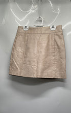 Load image into Gallery viewer, Forever 21 Womens Beige Textured Animal Print Back Zip Mini Skirt Size Small
