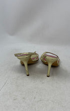 Load image into Gallery viewer, Kate Spade New York Womens Gold Leather Bow Stiletto Slingback Sandals Size 8B
