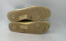 Load image into Gallery viewer, Nike Mens Air Force 1 '07 LV8 DO9801-300 Green White Sneaker Shoes Size 11.5
