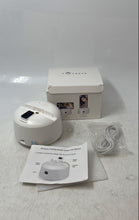 Load image into Gallery viewer, Yuutrack K9 White 360 Rotation Smart Tracking Mobile Holder Untested With Box
