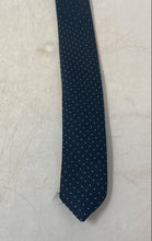 Load image into Gallery viewer, Oscar De La Renta Mens Blue Dotted Print Keeper Loop Adjustable Pointed Tie
