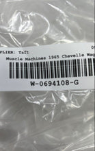 Load image into Gallery viewer, Muscle Machines Black Diecast Collectible 1965 Chevelle Wagon Model Car Toy
