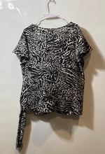 Load image into Gallery viewer, Michael Kors Womens Black White Leopard Print Boat Neck Blouse Top Size 0X
