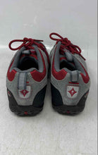 Load image into Gallery viewer, Specialized Womens Tahoe Gray Red Black Lace-Up Low Top Sneakers Shoes Size 7
