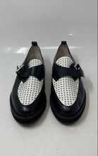 Load image into Gallery viewer, Michael Kors Womens Black White Round Toe Slip-On Loafer Shoes Size 6
